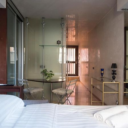 Youhosty - Duomo Studio Apartment Μιλάνο Εξωτερικό φωτογραφία