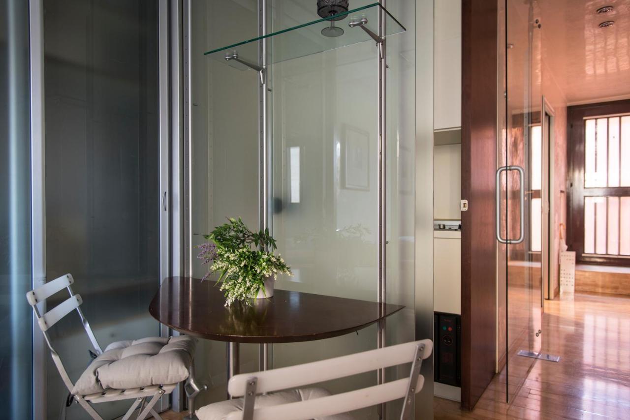 Youhosty - Duomo Studio Apartment Μιλάνο Εξωτερικό φωτογραφία